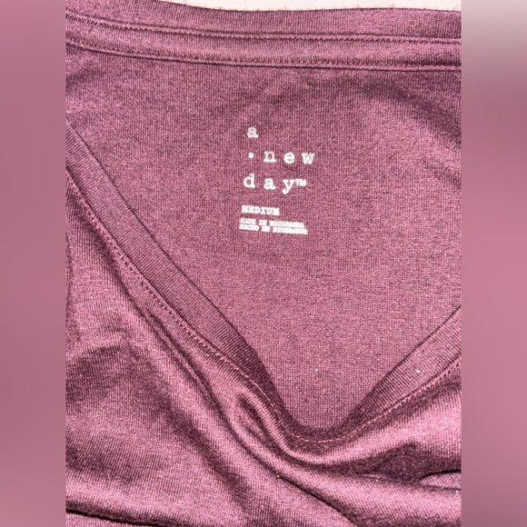 Women's Long Sleeve Maroon Top - Picture 3 of 3